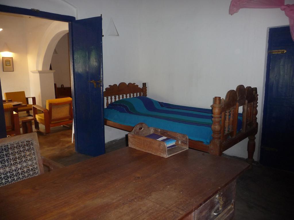 15Lmd Villa In Front Of The Lagoon Batticaloa Ruang foto