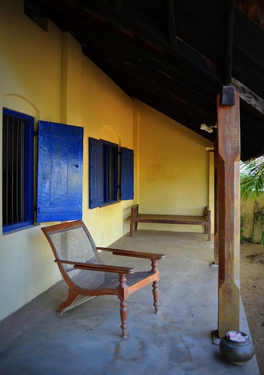 15Lmd Villa In Front Of The Lagoon Batticaloa Ruang foto