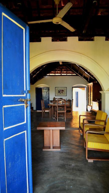 15Lmd Villa In Front Of The Lagoon Batticaloa Bagian luar foto